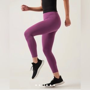 Athleta Elation 7/8 Tight - Plum - Size Small (New Condition)